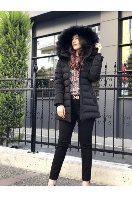 Kadın Siyah Kapüşonu Kürklü Şişme Kaban