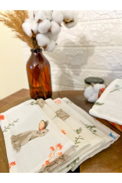 Set of 6 Muslin Mouth Wipes Made of 100% Cotton Muslin Fabric