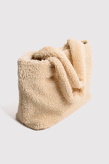 Cream Women's Shopper Plush Hand and Shoulder Bag