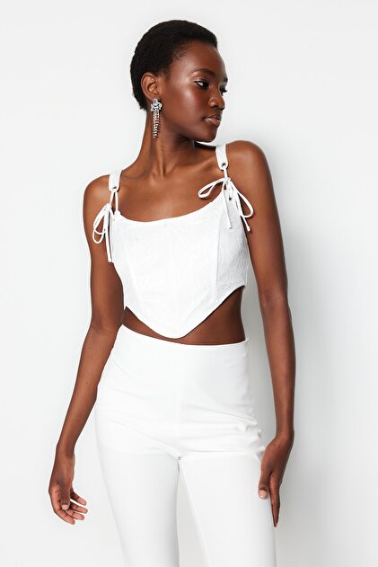 Trendyolmilla Ekru Crop Astarlı Biyeli Korse Detaylı Örme Dantel