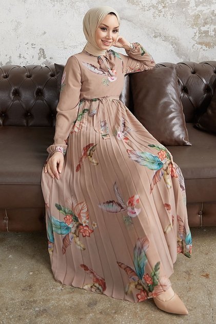 Rochie din șifon Ares cu pene - Bej