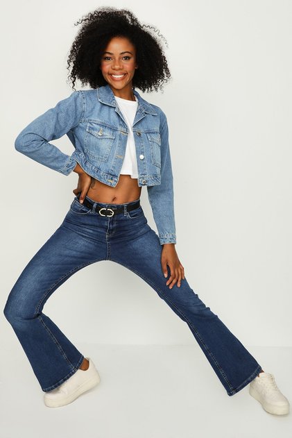 Women's Blue Buttoned Crop Denim Jacket
