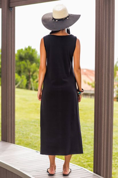 Happiness İstanbul Kadın Siyah Yırtmaçlı Kolsuz Elbise EB00047 - 3