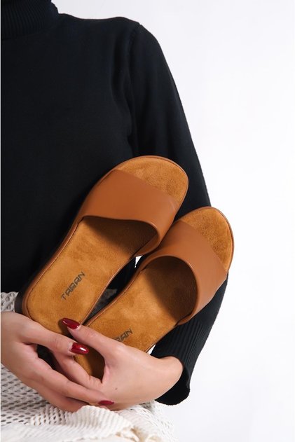 Danna Comfort Women's Slippers
