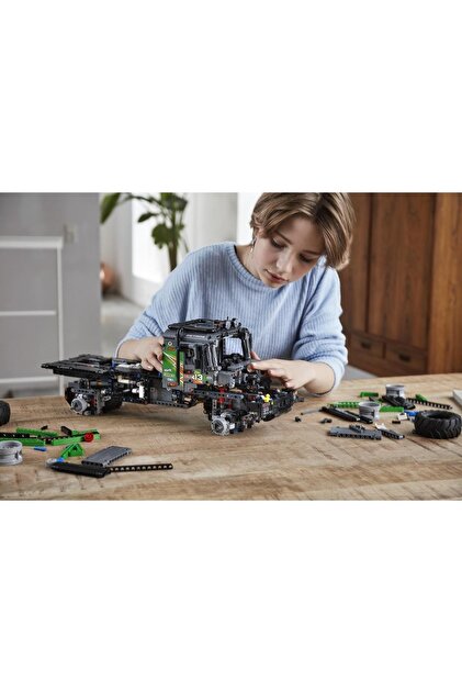 LEGO ® Technic 4x4 Mercedes-Benz Zetros Kamyon 42129 - Fiyatı