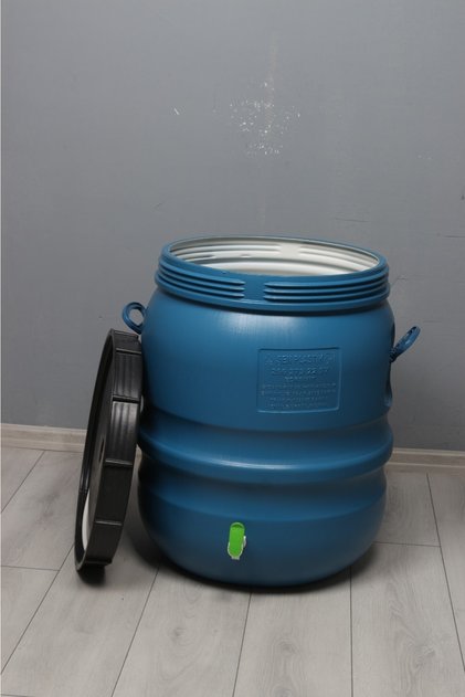 Akay 100 Lt Musluklu Varil