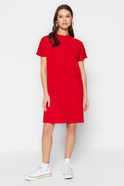 Rochie roșie cu aspect de buzunar cu talie deschisă/patinaj mini inteligent din crep TWOSS23EL01802