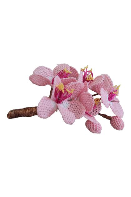 Sakura Yaka Iğnesi