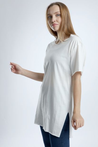 Millionaire Kadın Ekru Yırtmaçlı Basic Oversize T-shirt - 3