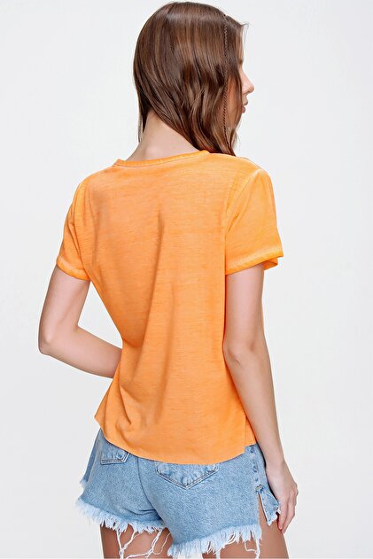 Trend Alaçatı Stili Kadın Turuncu Askı Detaylı Yıkamalı T-Shirt MDA-1124 - 4