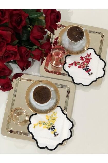Checkered Vase Cocktail Napkin 2 Pack