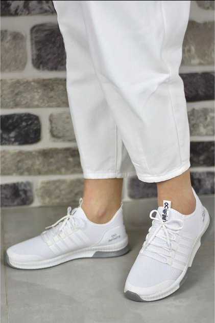 Erkek Beyaz Bağcıklı Fileli Rahat Spor Yürüyüş Ayakkabısı Kaymaz Taban Şeritli Şık Sneaker