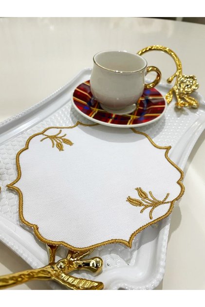 6 Pieces Tulip Embroidered Gold Color Linen Presentation Napkin