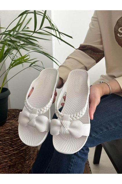Non-Slip Soft Sole Beach Pool Balcony Street Slippers Wet Floor Slippers
