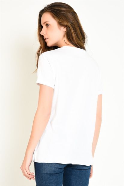 Karpefingo Önü Baskılı Beyaz Kadın T-Shirt - 3