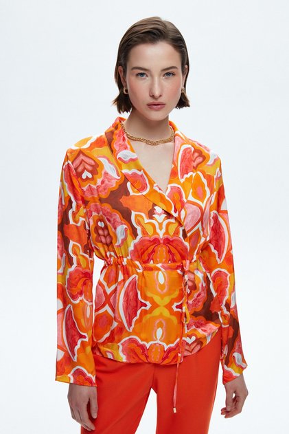 Patterned Gathered Waist Blouse