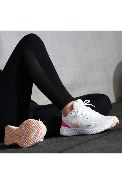 Nike Kadın Krem Spor Ayakkabısı - 1