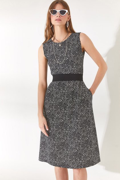 Women's Black Patterned Pocket Flared Dress ELB-19000480