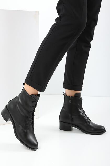 Black Daily Round Toe Women's Boots