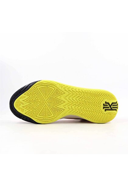 Nike Kyrie Flytrap 6 Basketbol Ayakkabısı Kalıp 1 Numara Dardır