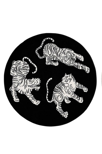 Black Three Tiger Figured Woven Base Round Carpet Mira 1303