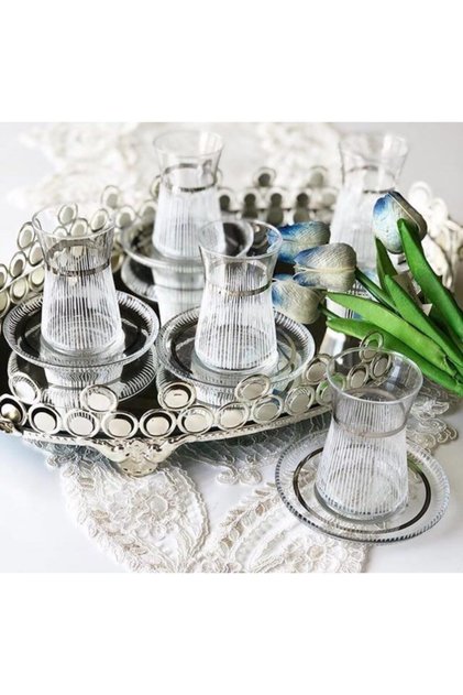 Live 12 Piece Gilded Tea Set