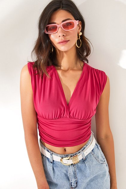 Women's Sleeveless Fuchsia Deep Low-cut Waist Banded Crop Blouse BLZ-19001696