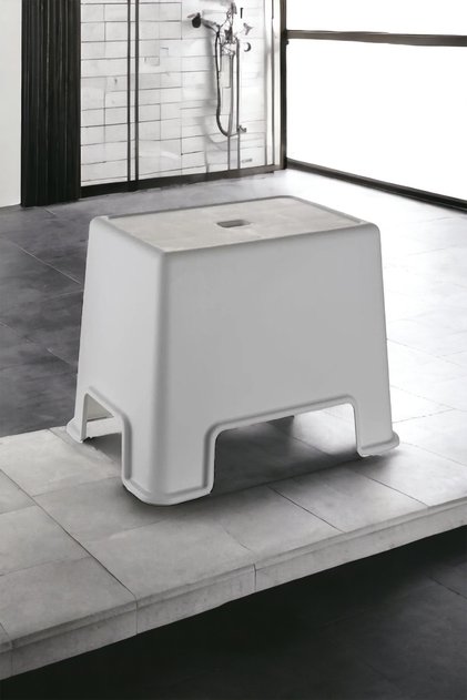 Kaymaz Lastikli Lüks Banyo Taburesi Fma07260