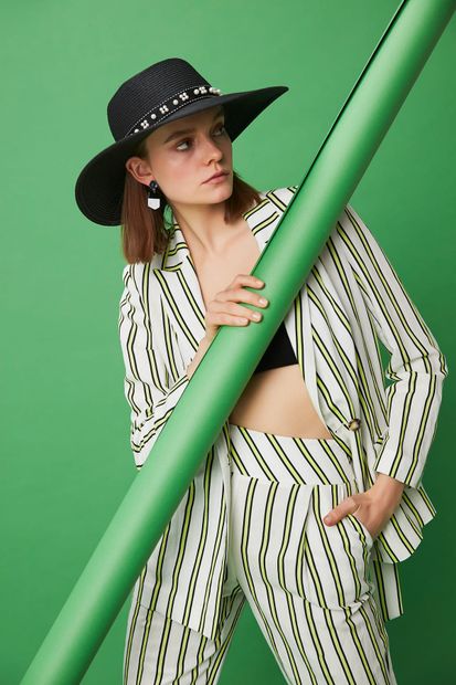 İpekyol Kadın Neon Yeşil Neon Çizgi Desen Kuşaklı Ceket IS1190005126260 - 1