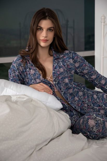 Siyah İnci Kadın Desenli Pamuklu Likralı Boydan Düğmeli Pijama Takım - 4