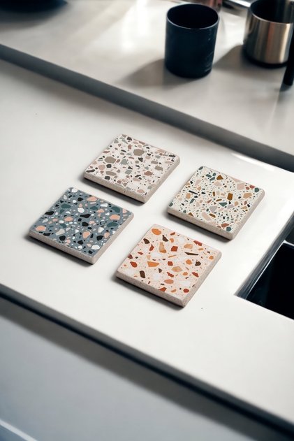 Renkli Terrazzo Temalı Doğal Taş Traverten Bardak Altlığı 4 lü Set