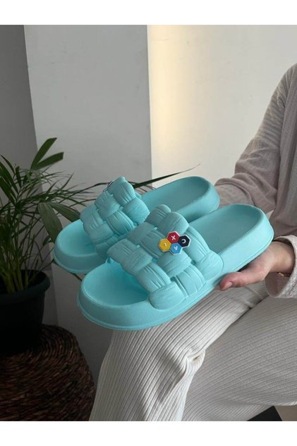 Women's Luxury Lightweight and High Sole Non-Slip Sticker Patterned Daily Beach Sea Pool Bath Slippers