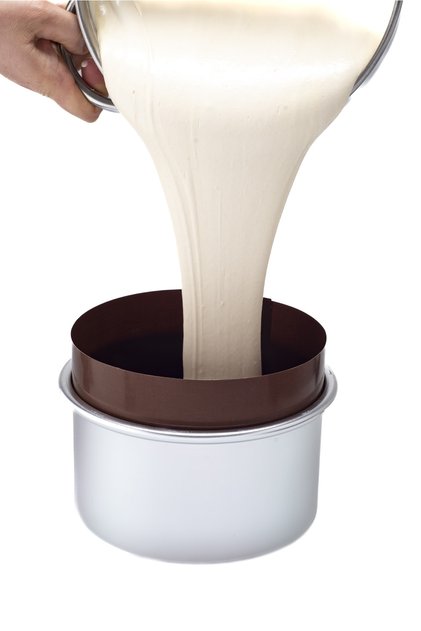 Pandispanya Kalıbı Kenar Yıkanabilir Yağlı Kağıt (ÇAP:24-26CM)