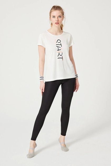 Seamless (seamless) Activewear Sport Tights with Pockets and Yoga & Pilates Combo Slogan T-shirt Set of 2