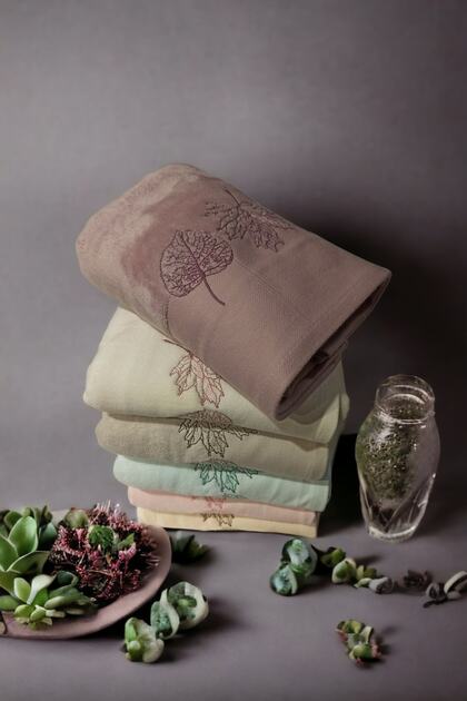 6 Pack Hobby Embroidered Velvet Hand Towels 50X90Cm - Leaf