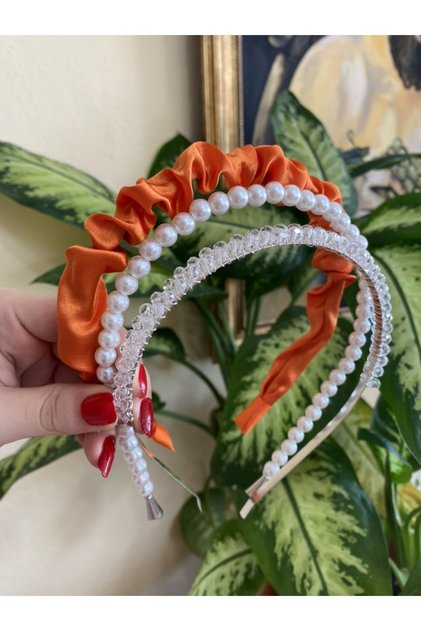 Gathered, Glittering, Pearl Crown Set