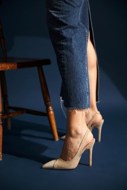 Jen Taş Detaylı Ten Süet Suet 10 Cm Kadın Stiletto, Topuklu Ayakkabı