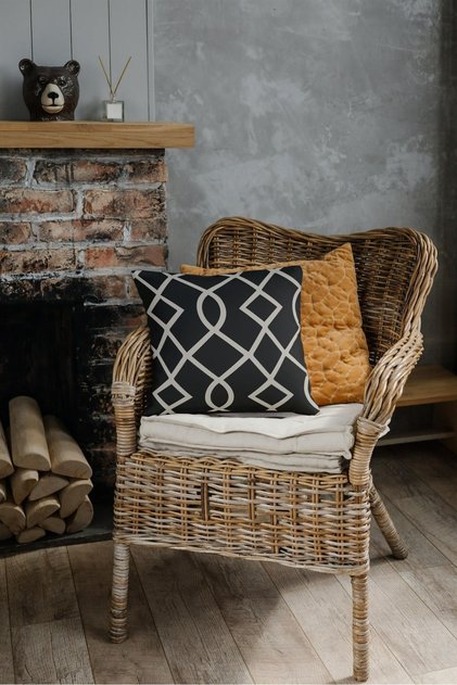 Black Decorative Patterned Printed 42x42cm Cotton Woven Throw Pillow Pillow Case