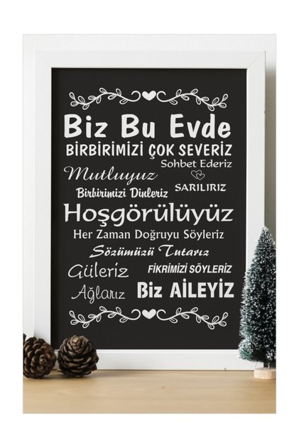 Biz Bu Evde Birbirimizi Çok Severiz Ahşap Tasarım Çerçeve 24x33 cm