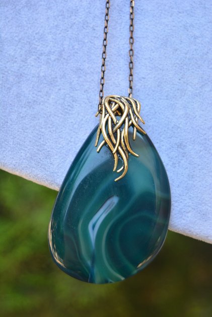 Lacy Agate Natural Stone Necklace