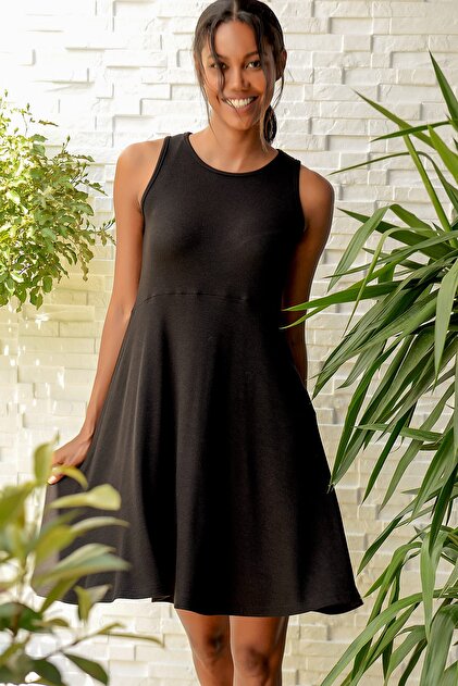 Trend Alaçatı Stili Kadın Siyah Kolsuz Viscon Elbise ALC-017-083-X - 1