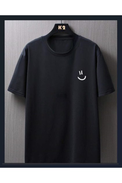 t-shirt black crew neck printed
