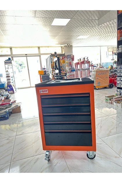 PRO TAKIM DOLABI
