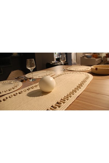 Jute, Cream American Service, Plate Mat with 6 Plates, 1 runner, 1 breadbasket, plate set
