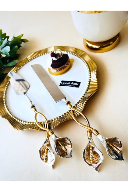 Gold 2 Piece Floral Figured Spatula Knife Cake Set