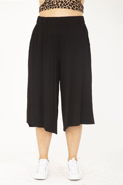 Women's Large Size Black Wide Leg Elastic Waist Side Pocket Viscose Capri 65N36810