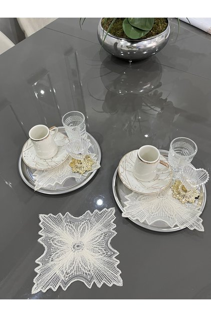 Begonvil model Krem renk Dekoratif Güpür Dantel 6'lı Kahve Kokteyl Sunum Peçetesi
