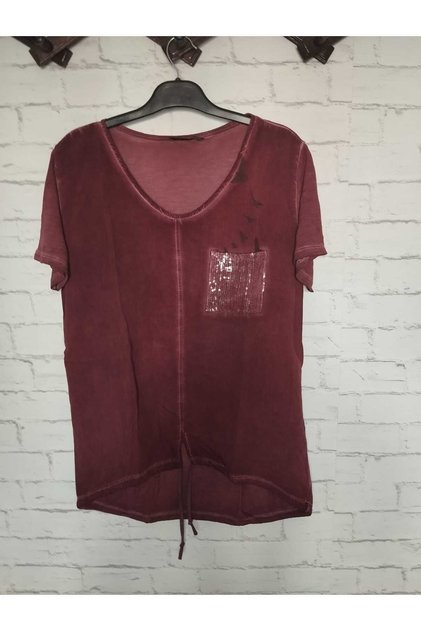 %cotton, fashionable, slightly sparkling, short sleeved, draped, localized