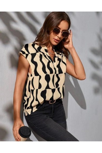 Women's Brown Bat Sleeve V-Neck Wavy Pattern Moskrepe Fabric Blouse