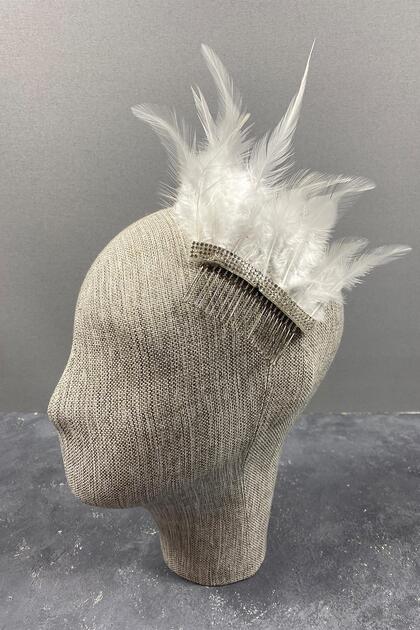 Scalloped Outdoor Shooting Bridal Hairpin with Stones and Feathers for the Most Beautiful Brides – Crown, Crystal Stone, Stylish Fashion